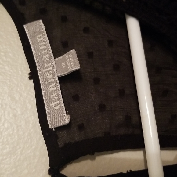 Black Lace Flowy Boho Top with Sheer Shoulders - Picture 2 of 9